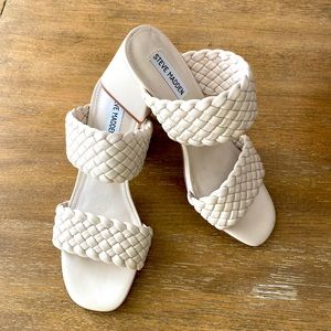 NWT Steve Madden
Women's Daphnee Braided Block Heel Sandal In White